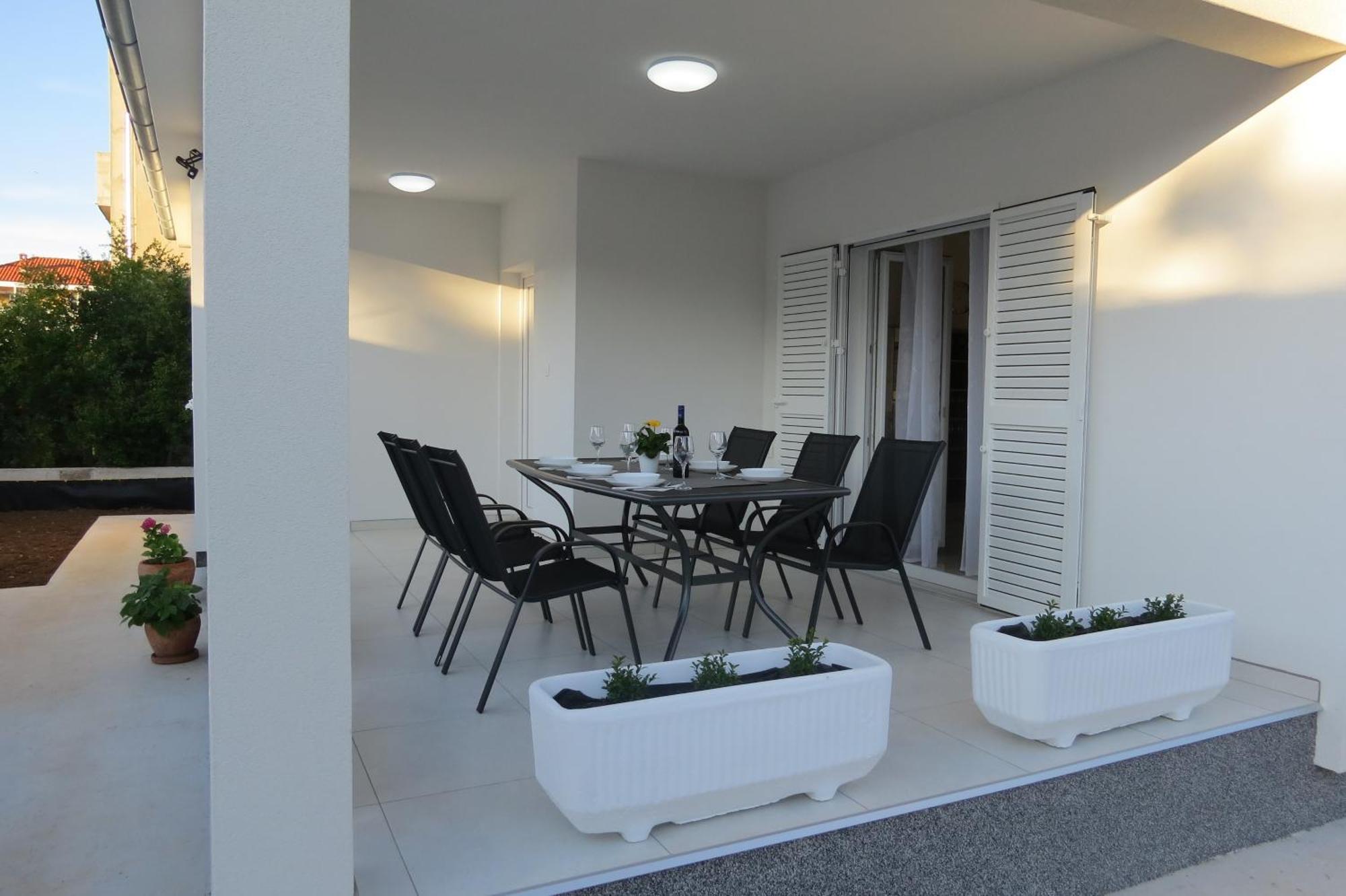 Holiday Home Bajlo Apartment With Three Bedrooms Zadar Exterior foto